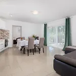Mario By El-pi Tours Apartment Malinska