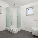 Apartment Mario By El-pi Tours Malinska