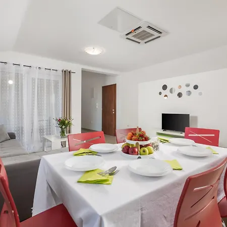 Mario By El-pi Tours Apartament