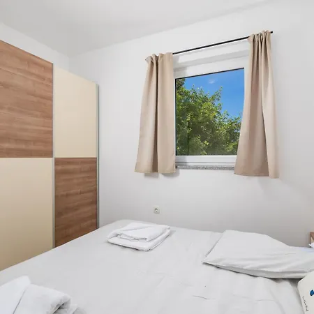 Mario By El-pi Tours *