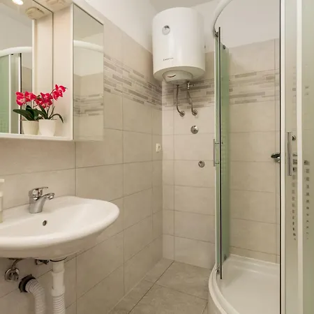 Apartament Mario By El-pi Tours *