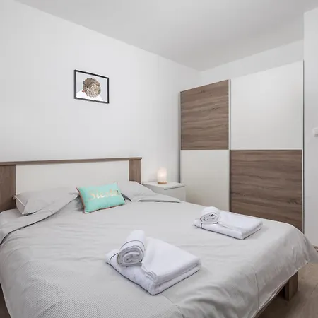 Apartament Mario By El-pi Tours *