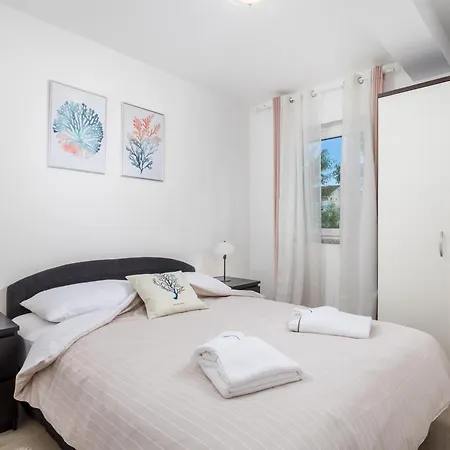 Apartament Mario By El-pi Tours