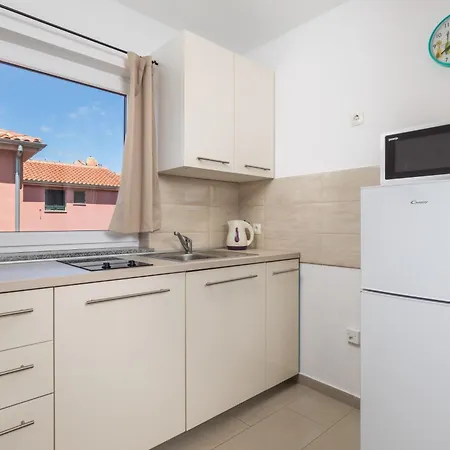 Apartament Mario By El-pi Tours *