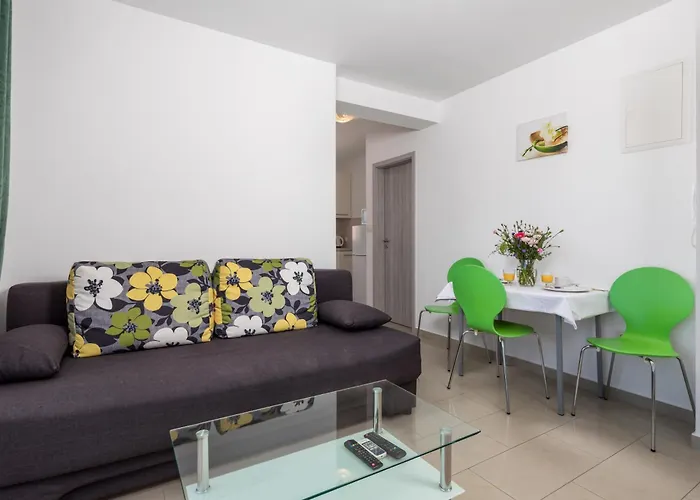 Mario By El-pi Tours Appartement Malinska