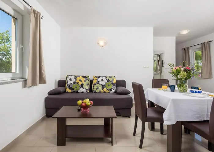 Mario By El-pi Tours