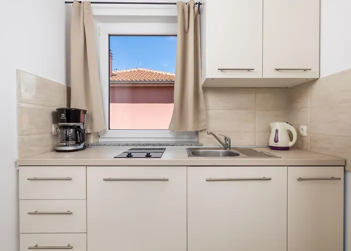 Διαμέρισμα Mario By El-pi Tours *