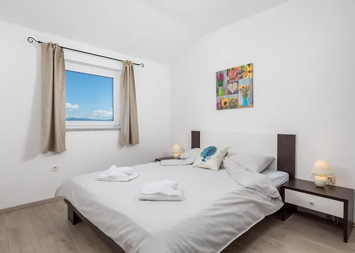 Mario By El-pi Tours