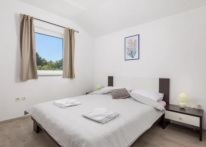 Mario By El-pi Tours