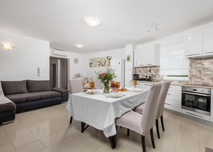 Mario By El-pi Tours Διαμέρισμα *